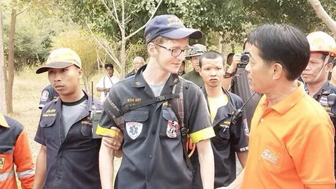 ช่วยจนรอด!! หนุ่มเยอรมัน ติดซอกเขาตาม่องล่ายนาน 15 ชม.