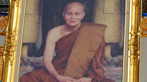 เฮลั่น!เชียงใหม่ถูกหวยถ้วนหน้า เลข 90 อายุ 'หลวงปู่ทองบัว'