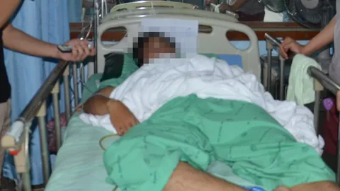 นศ.ม.รังสิต รุ่นพี่-รุ่นน้องเปิดศึกเคลียร์เรื่องสาวเจ็บไป2