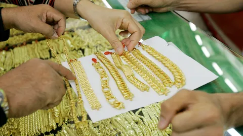 ทองลง 100 บาท ทองแท่ง ขายบาทละ18,700 