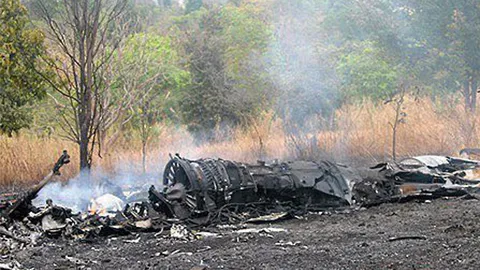 เก็บซากเอฟ16 หาเหตุ-การตก พ่อนักบินเศร้า