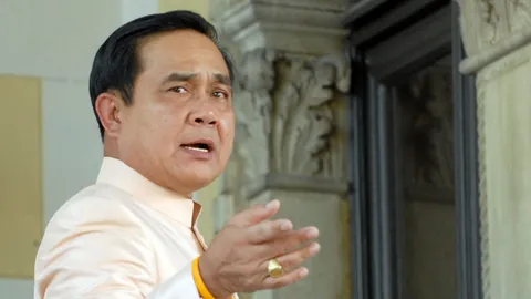 ประยุทธ์ ลั่น ไม่ยุ่งปมขัดแย้งพระสงฆ์ ยัน ไม่คุยแม้ว ก้าวพ้นแล้ว