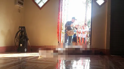 บุกบ้านยิงโหด! แม่ม่ายเสน่ห์แรง จ่อ6นัดตายคากระโจมอก