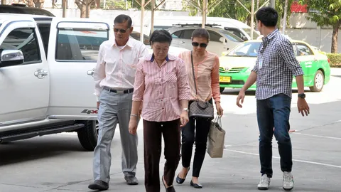 ผบ.คุกยัน พ่อแม่ ‘ศรีรัศมิ์’ ยังสบายดี