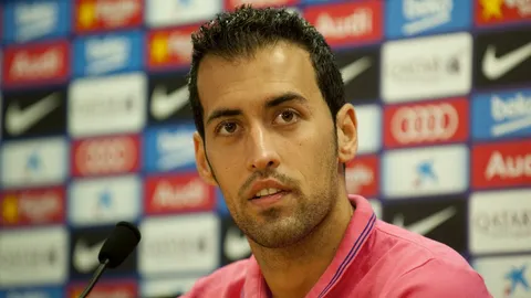 'บุสเกตส์' ปัดฟอร์มตก หลังโดนจับดองข้างสนาม