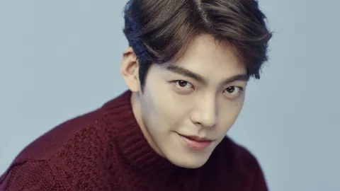 หล่อกะซวกไส้! คิมอูบิน กลับมาขยี้ใจสาวไทย (ชมคลิป)