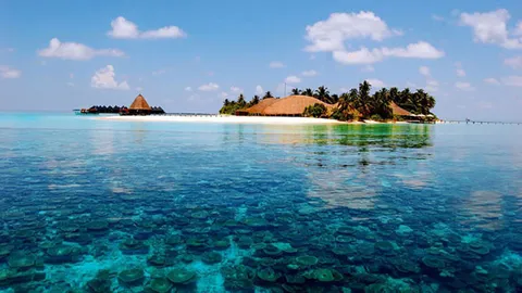 ห้ามตายถ้ายังไม่ได้ไปดู? ชวนส่อง 20 แหล่งท่องเที่ยวสุดแซ่บที่ต้องไปให้ได้! 