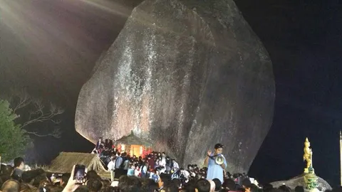 ไขปริศนาลับ! 10 ข้อควรรู้ ทำไมคลื่นมหาชนต้องดั้นด้นขึ้นเขาคิชฌกูฏ...?