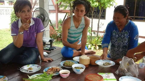 ‘อะแมนด้า คาร์’ กลับบ้านหนองเม็ก โซ้ยตำหมากหุ่ง