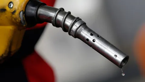 รบ.ปัดเลิกใช้โซฮอล์ 91 อ้างต้องศึกษารอบคอบ หวั่นกระทบผู้ใช้รถ