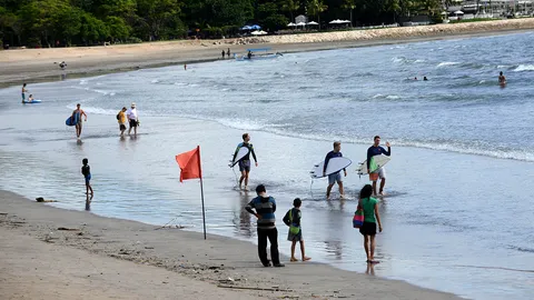 อิเหนาหวังโกยท่องเที่ยว งดวีซ่าเพิ่ม 30 ชาติยกเว้นออสซี่