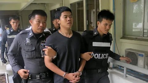 ศาลสั่งประหารลูกชายคนเล็ก ตระกูล 'หอมชง' จ้างฆ่าพ่อแม่พี่ชาย
