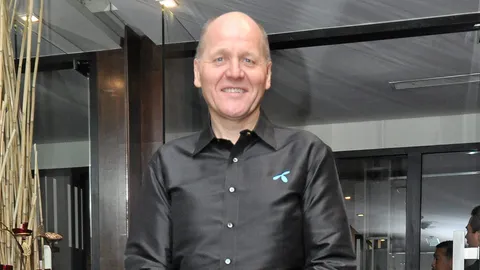 "ดีแทค"ประเคนทุกคลื่นคืนกสทช.