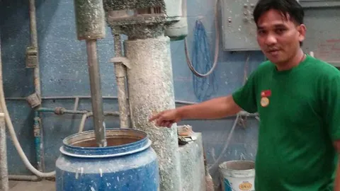 สยอง! พนักงานก้มล้างถังผสมสี ถูกเครื่องทึ้งผมหลุดหมดหัว