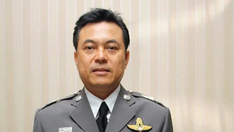 ตร.ทท.กระจายกำลังตรวจค้นพร้อมทำประวัติชาวต่างชาติป้องปรามเหตุ