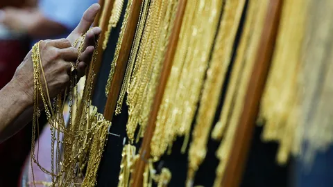 ทองขึ้น 150 บาท รูปพรรณ ขายออกบาทละ 18,750