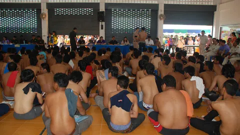 เงินเดือน+เบี้ยเลี้ยง 9 พัน! หนุ่มใต้แห่สมัครทหารขอไปชายแดน