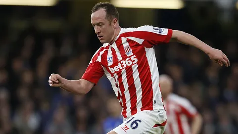 ชมคลิป 'อดัม' ยิงไกลระยะ 65 หลา เกมหม้อพ่ายเชลซี