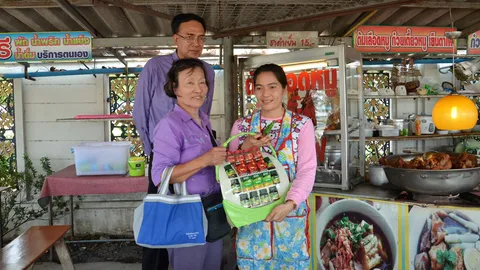 ขอบคุณแม่ค้า! เก็บกระเป๋าคืนเจ้าของ มีทองค่า 5 แสน 