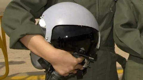 “กันน็อก” อัจฉริยะ ติด “ตาทิพย์” ให้