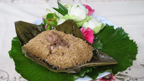 ข้าวห่อใบบัว