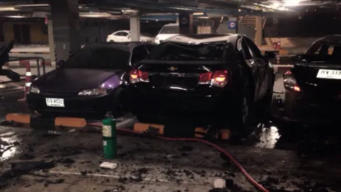 คาร์บอมบ์ลานจอดห้างดังสมุย-ไฟไหม้สหกรณ์โคออป สุราษฎร์ฯ (ชมคลิป)