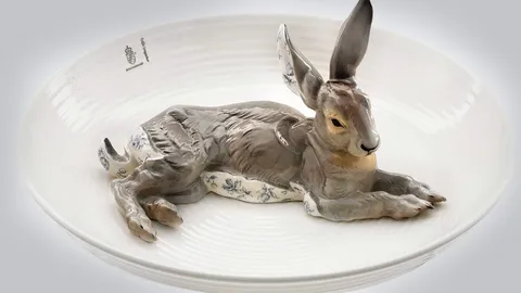 ประมูล พอร์ซเลน มาสเตอร์พีซ หาเงินปั้นนักวิทยาศาสตร์ตัวน้อย