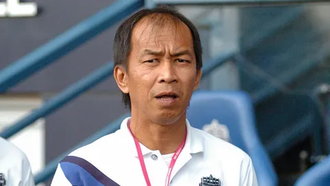 ปอดติดเชื้อ คร่าโค้ชแต๊ก (ชมคลิป)