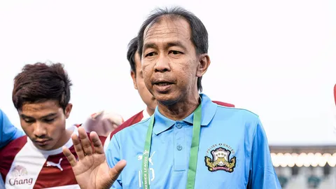 'เพื่อนตำรวจ' โพสต์คลิปอำลา 'โค้ชแต๊ก' ยอดกุนซือของเมืองไทย