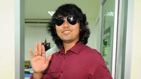 เสก โลโซ ส่งทนายแจงศาลติดงาน เลื่อนตรวจพยาน คดีหมิ่นฯ หมออังกูร