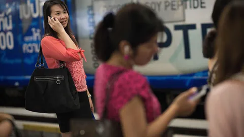 ทั้งโทรทั้งเน็ตไม่มีขาด! iSWOP บริการแนวคิดใหม่ สลับได้ตามใจ