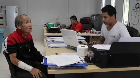 รวบ 3 โจ๋วัยคะนอง ปล้นแท็กซี่ถีบลงคลอง