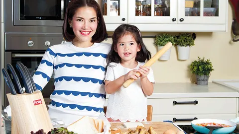 อร่อยและน่ารัก! เข้าครัวกับแม่อ้อมและน้องนาวา