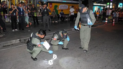 ระเบิดปิงปองบึม หน้าห้างราชดำริ 3 โจ๋อ้างโยนเล่นกัน 