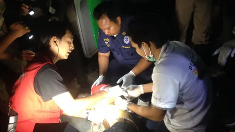 โจ๋เมืองชลทะเลาะคู่รักเมาเดินตัดหน้าจยย.โมโหตามพวกมายิงเจ็บ 2