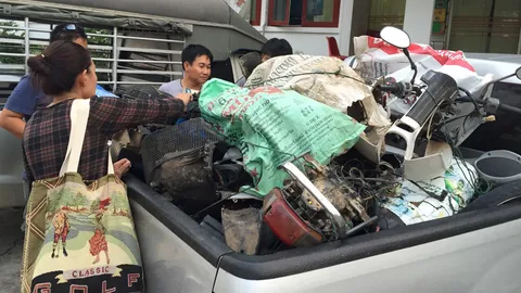 รวบโจ๋วัย15 ลักรถ จยย. ชำแหละขายทางเน็ต