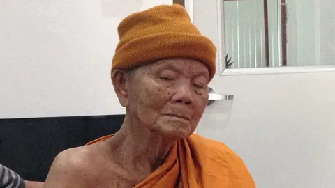 หมอแถลง ฉ.1 หลวงพ่อคูณปอดซ้ายรั่ว-เสมหะอุดทางเดินหายใจ สั่งงดเยี่ยม