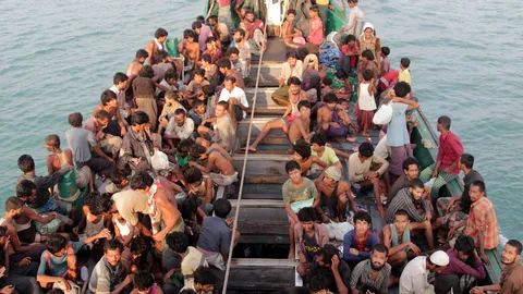 มะกันมาแล้ว! ‘ฮีโร่’ ช่วยผู้อพยพโรฮีนจา ประเดิมส่งเครื่องบินชี้ตำแหน่งเรือ