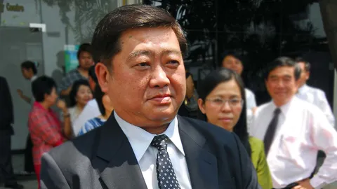 ไทยรัฐ ชนะคดี น้องชายอดีต รมว.สธ.ฟ้องหมิ่นฯ ศาลฎีกายกฟ้อง 