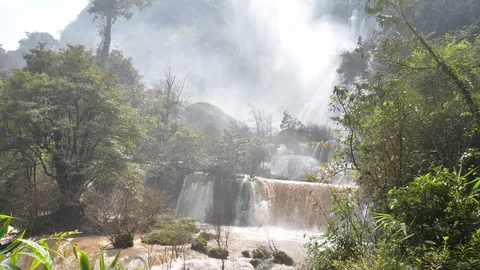 เตรียมปิด ‘ทีลอซู’ น้ำตกใหญ่ที่ 6 ของเอเชีย พักป่าช่วงหน้าฝน (ชมคลิป)