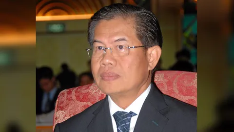 รก.อธิการออกโรงปกป้องสภา มวล.ทำถูกต้อง