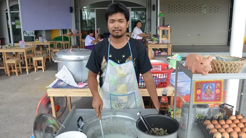จ่ายแพงทำไม! โจ๊ก 9 บาทชัยนาท ถูกสวนกระแสขวัญใจนักเรียน
