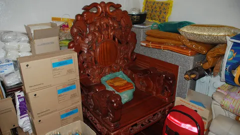 วัดบ้านไร่ เร่งสอบทรัพย์สิน พบวัตถุมงคล 4 รุ่น ค่ากว่า 100 ล้าน (ชมคลิป)