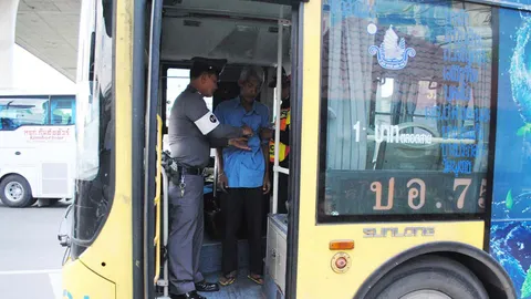 ปอ.75 เสียกลางกรุง จับโชเฟอร์ตรวจฉี่ พบสีม่วง รับเสพควบรถทุกวัน