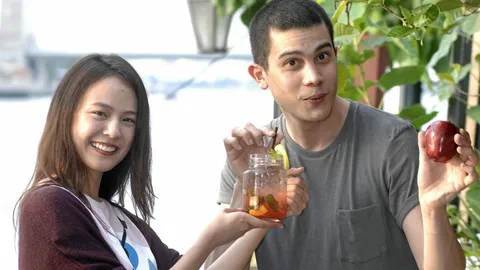 ค็อกเทลคลายร้อน ‘ซันนี่-แพทตี้’ปรุงสดซดกันจะๆ