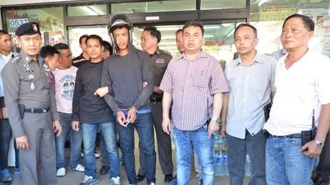  รวบทันควันหนุ่ม 28 ควงปืนเก๊ จี้ชิงบัตรเติมเงินร้านสะดวกซื้อลพบุรี