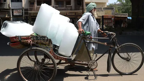 อินเดียยังระอุ! ยอดเหยื่อคลื่นความร้อนทะลุ 2,000 รายแล้ว