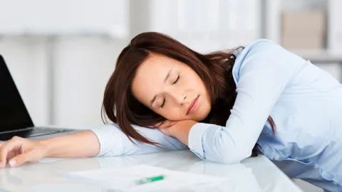 สลัดความง่วงทิ้งไป! 8 วิธี บู๊ทส์พลังระหว่างวัน