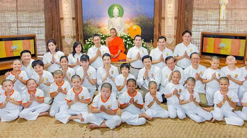 สามเณร-แม่ชีน้อย ปลูกปัญญาธรรม ซึมซับบทเรียนชีวิตล้ำค่า