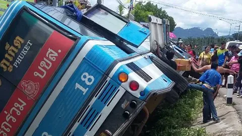 รถทัวร์ชนประสานงารถกระบะ บาดเจ็บนับสิบสาเหตุไฟฟ้าดับ